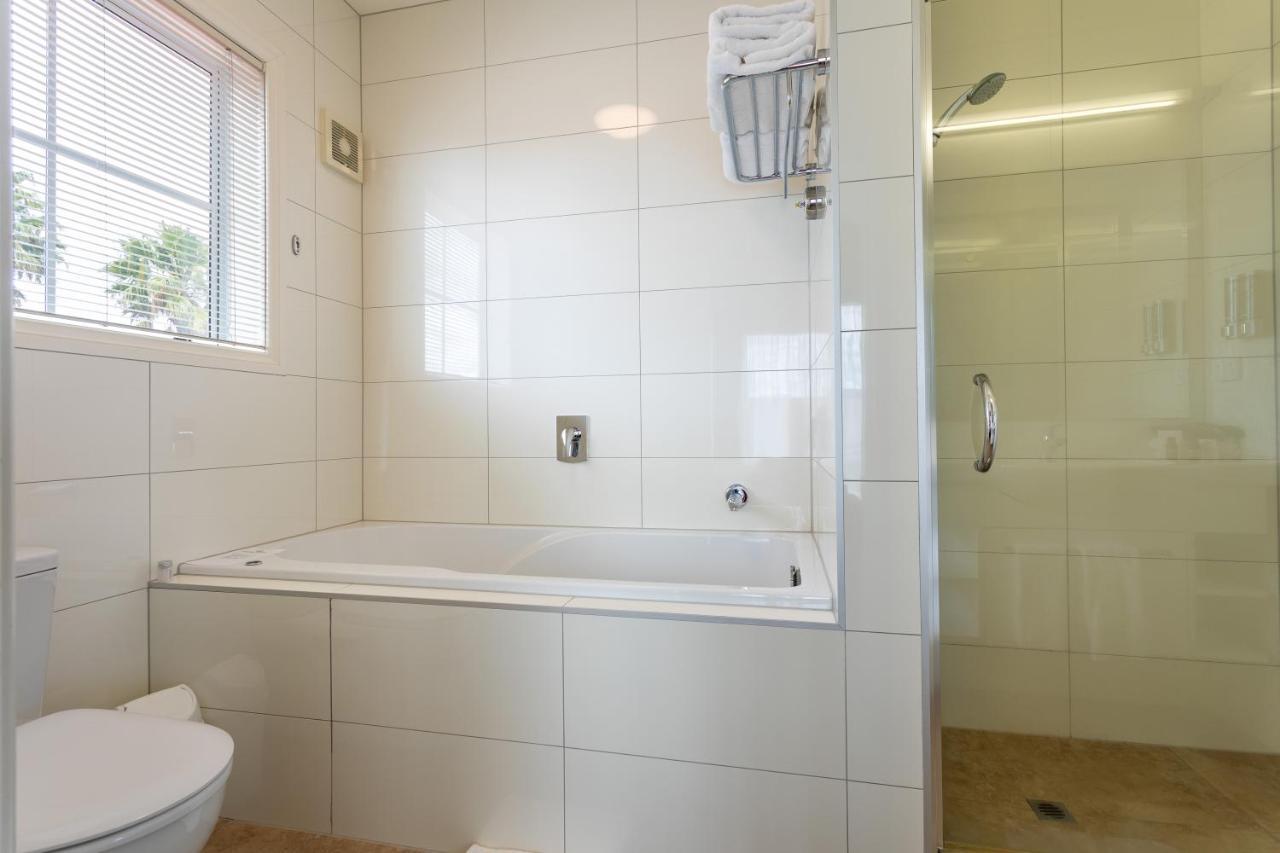 Tuakau Hotel Zewnętrze zdjęcie